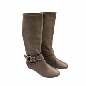 B Makowsky Frebay Taupe & Brown Pull On Leather Low Heel Buckle Riding Boots